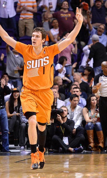 Suns' Goran Dragic returns, has career night in win over Pelicans